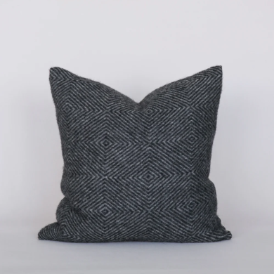 Asola wool cushion